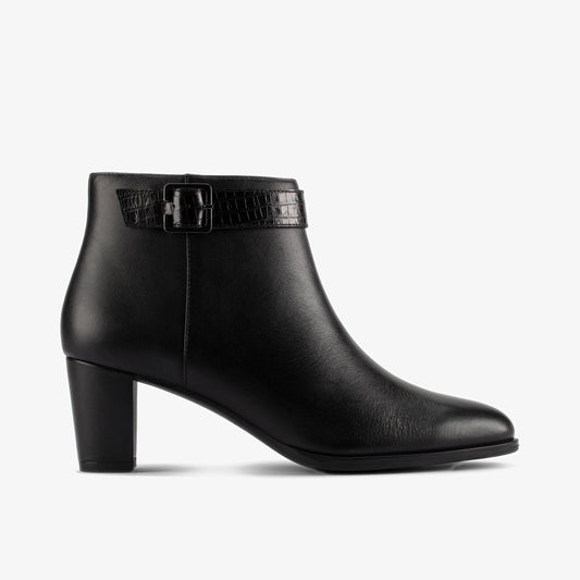 Botas De La Marca Clarks  Para Mujer Modelo Kaylin60 Boot Black Leather En Color Negro