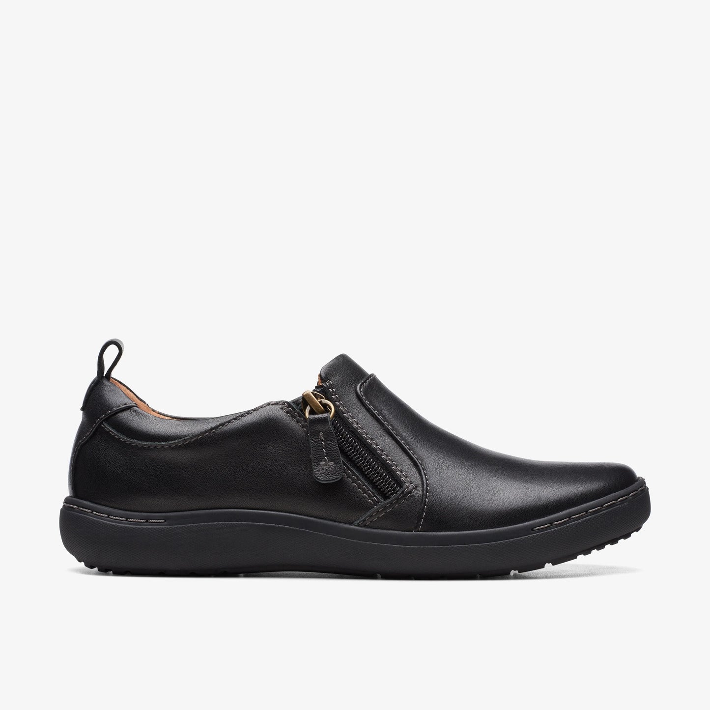 Zapatos Casual De La Marca Clarks  Para Mujer Modelo Nalle Lilac Black Leather En Color Negro