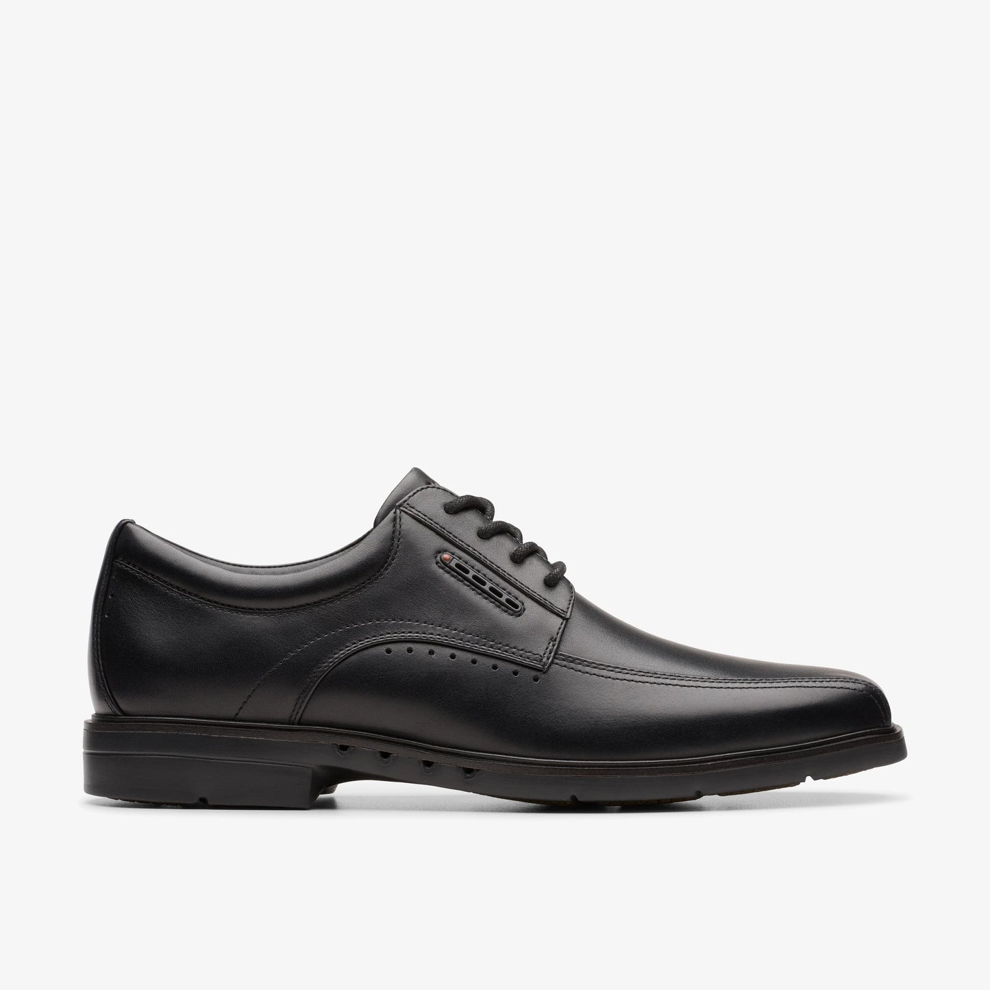 Zapatos De Vestir De La Marca Clarks Para Hombre Modelo Un Kendric Way Black Leather En Color Negro