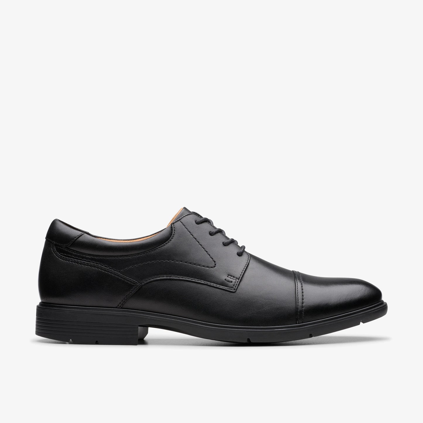 Zapatos De Vestir De La Marca Clarks  Para Hombre Modelo Eldredge Cap Black Leather En Color Negro