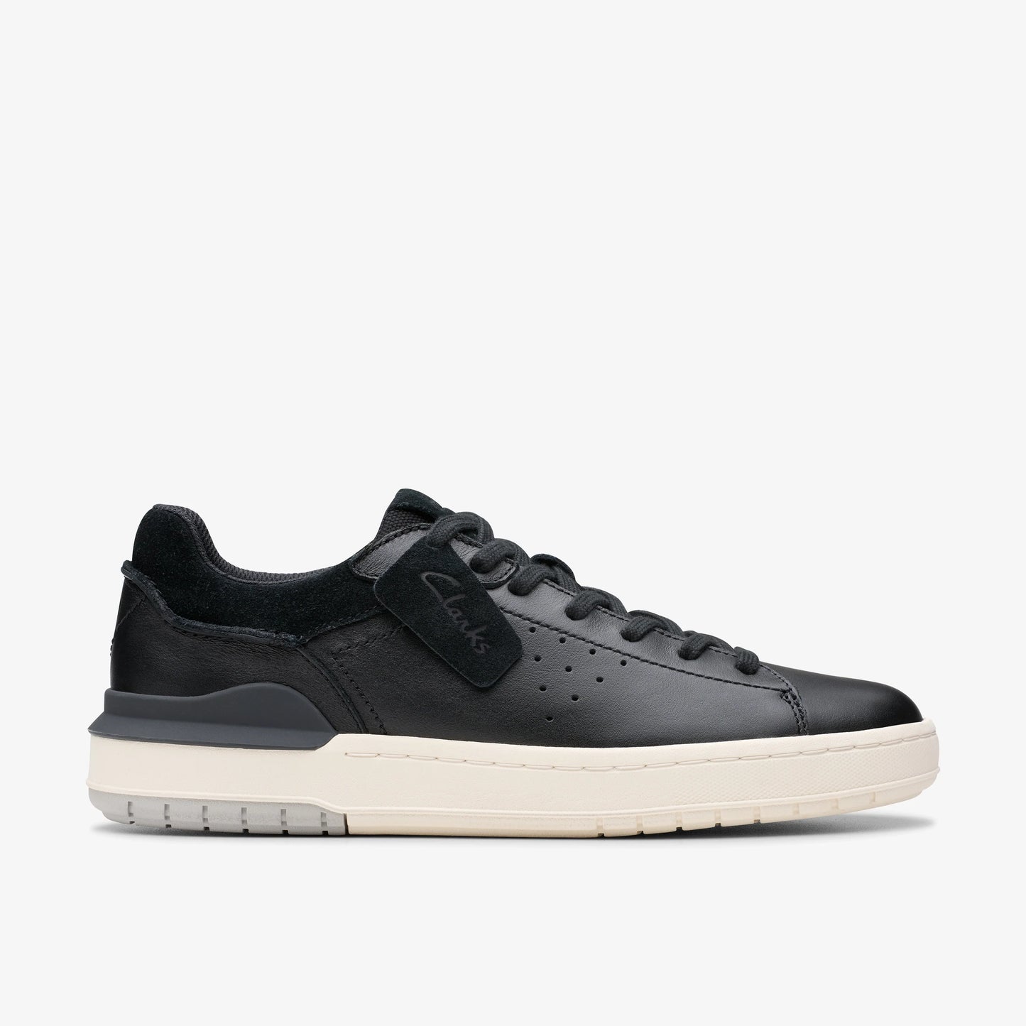 Sneakers De La Marca Clarks Para Hombre Modelo Courtlite2 Run Black Leather En Color Negro