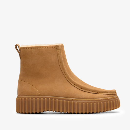 Botas De La Marca Clarks  Para Mujer Modelo Torhill Cozy Light Tan Wlined En Color Marrón