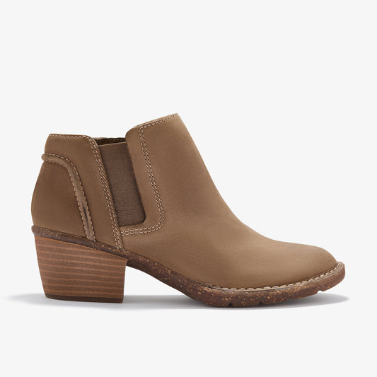 Botas De La Marca Clarks  Para Mujer Modelo Kastela Lo Pebble Leather En Color Beige
