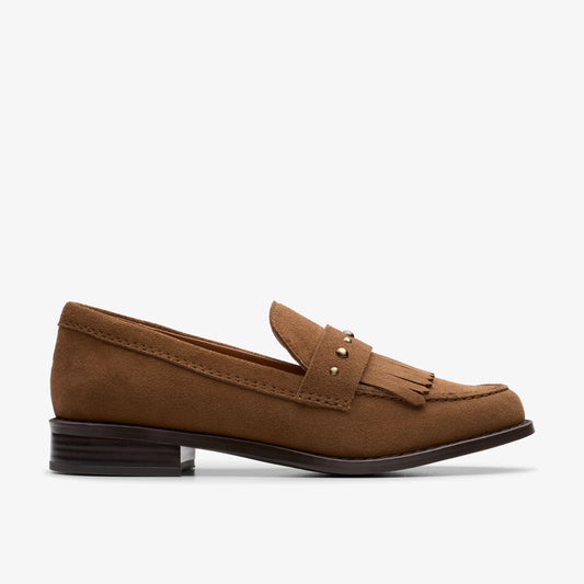 Zapatos Casual De La Marca Clarks  Para Mujer Modelo Hana Loafer Walnut Suede En Color Marrón