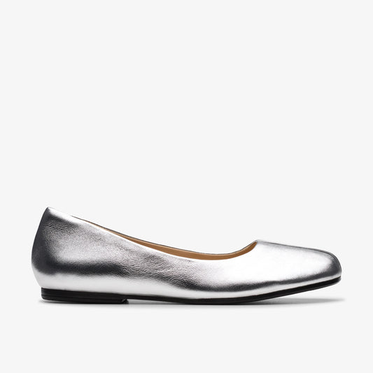 Zapatos Casual De La Marca Clarks  Para Mujer Modelo Livia Lily Silver En Color Plata