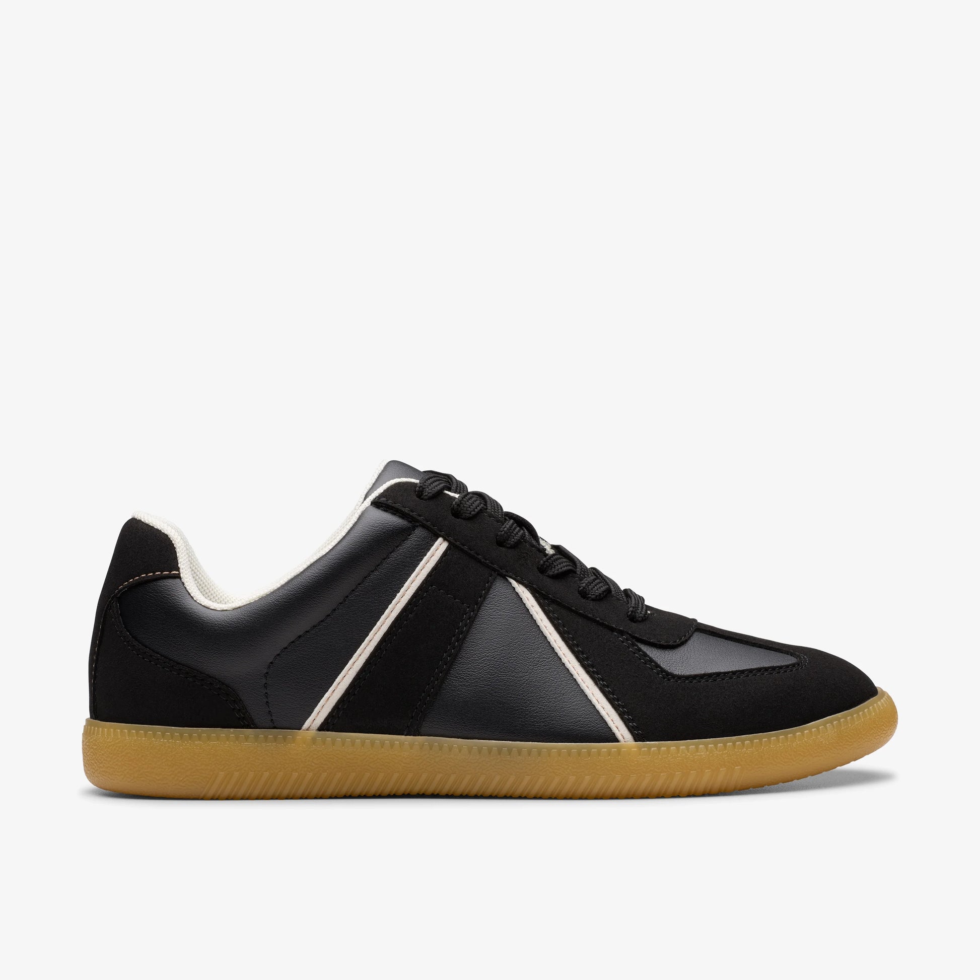 Zapatos Casual De La Marca Clarks  Para Mujer Modelo Nykole Step Black En Color Negro