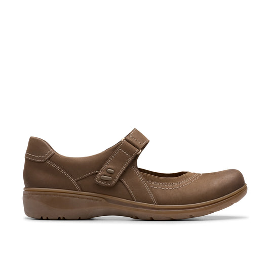 Zapatos Casual De La Marca Clarks  Para Mujer Modelo Carleigh Madi Mushroom Nubuck En Color Gris