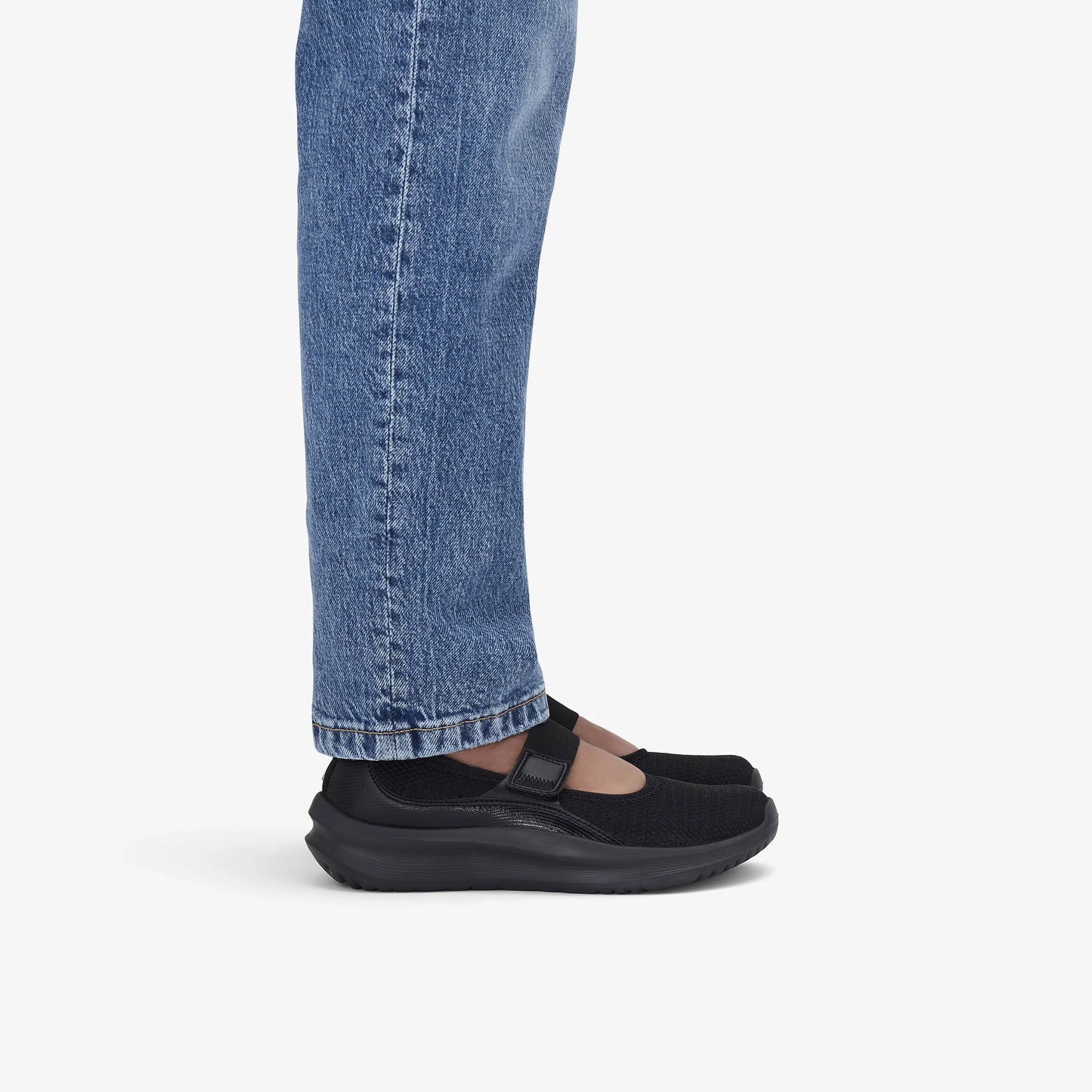 Sneakers De La Marca Clarks Para Mujer Modelo Solevana Jane Black En Color Negro
