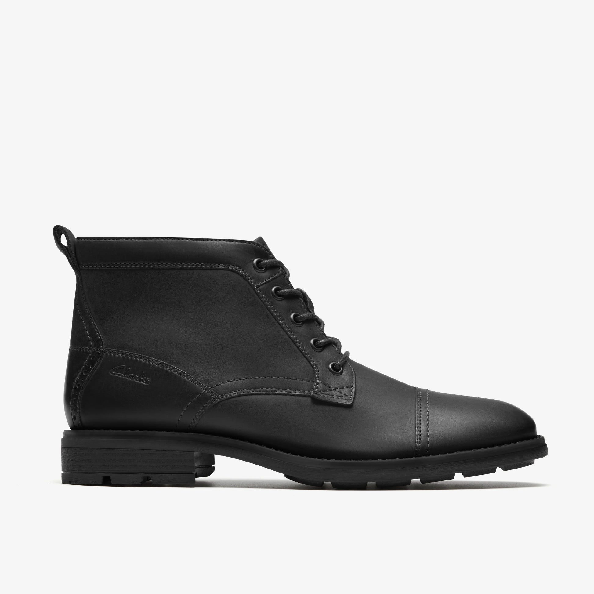 Botas De La Marca Clarks  Para Hombre Modelo Emmet Zip Black Distressed En Color Negro