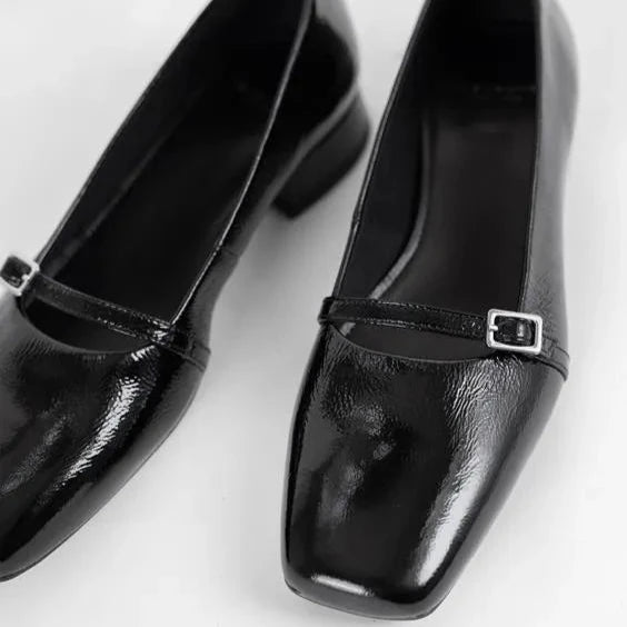 VAGABOND | CHAUSSURES DÉCONTRACTÉES POUR FEMMES | DEBBI BLACK | NOIR
