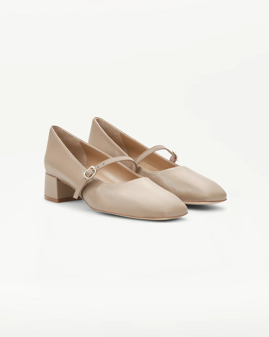 LOTTUSSE | ZAPATOS DE VESTIR | MUJER | BAILARINAS GOYA CORDERO BEIGE | BEIGE