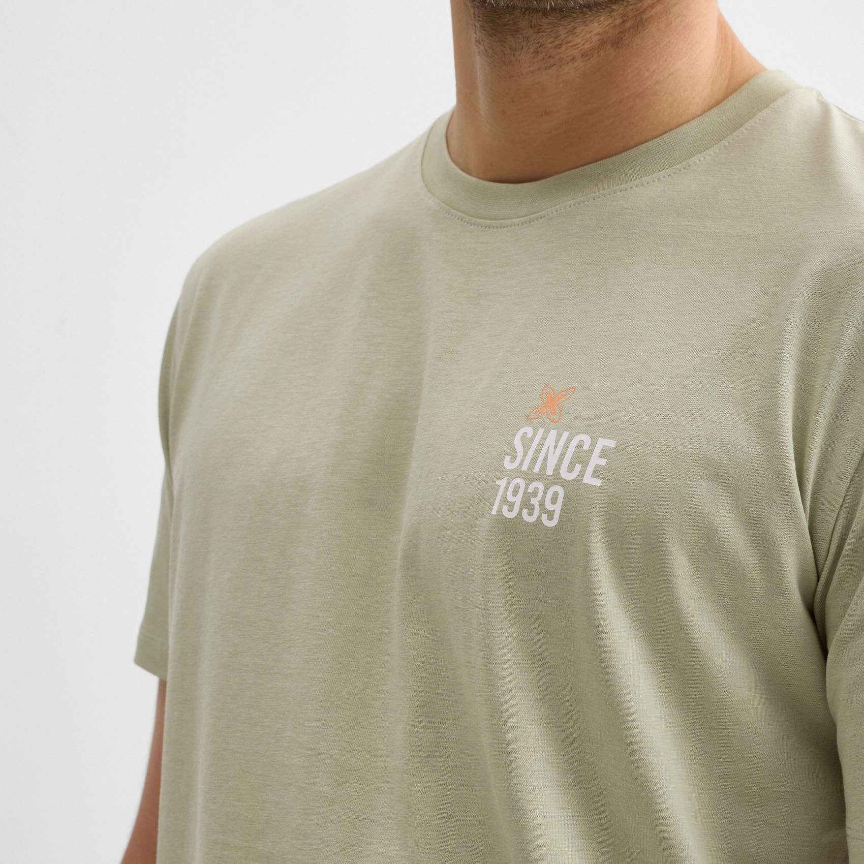 Camisetas Unisex De La Marca Munich Modelo Regular T-Shirt Kick Off Lifestyle Tea En Color Tea