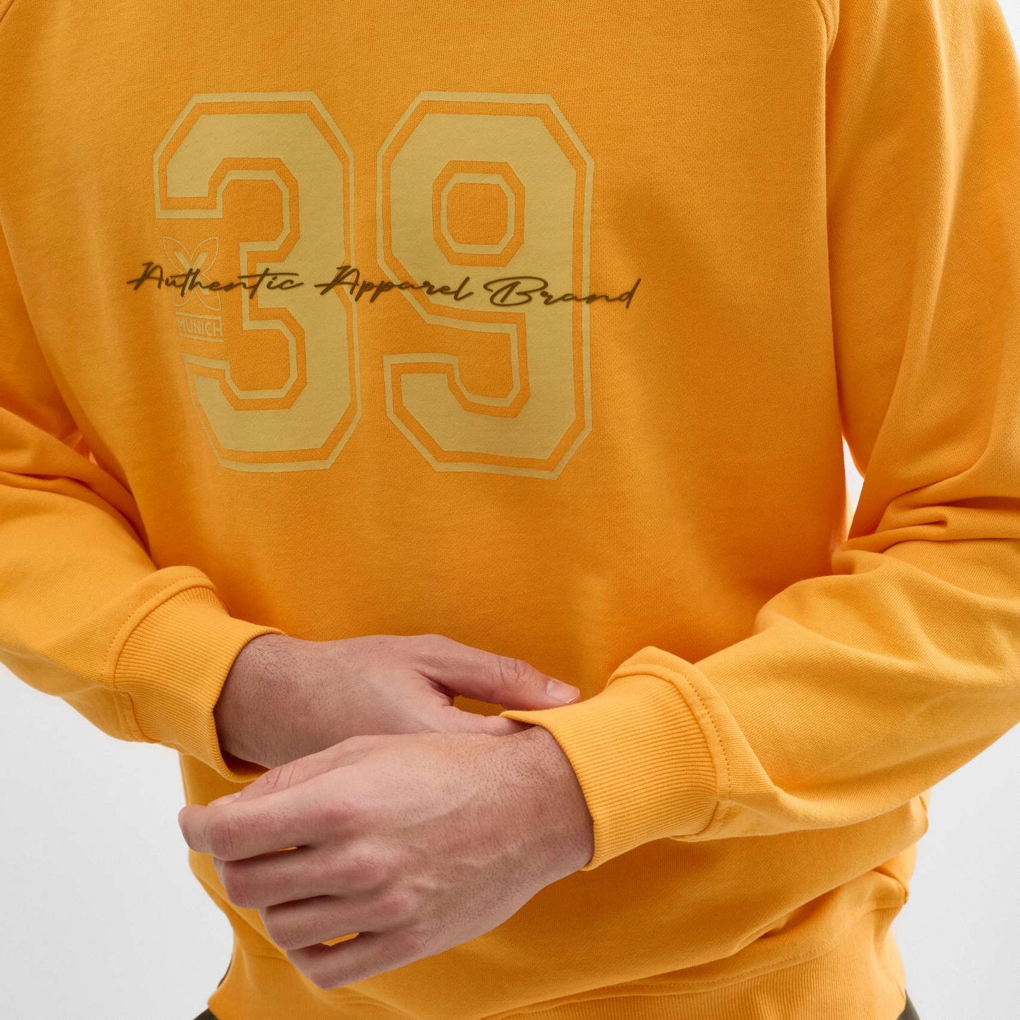 MUNICH | SUDADERA | UNISEX | SWEATSHIRT FIELD LIFESTYLE MANGO | AMARILLO