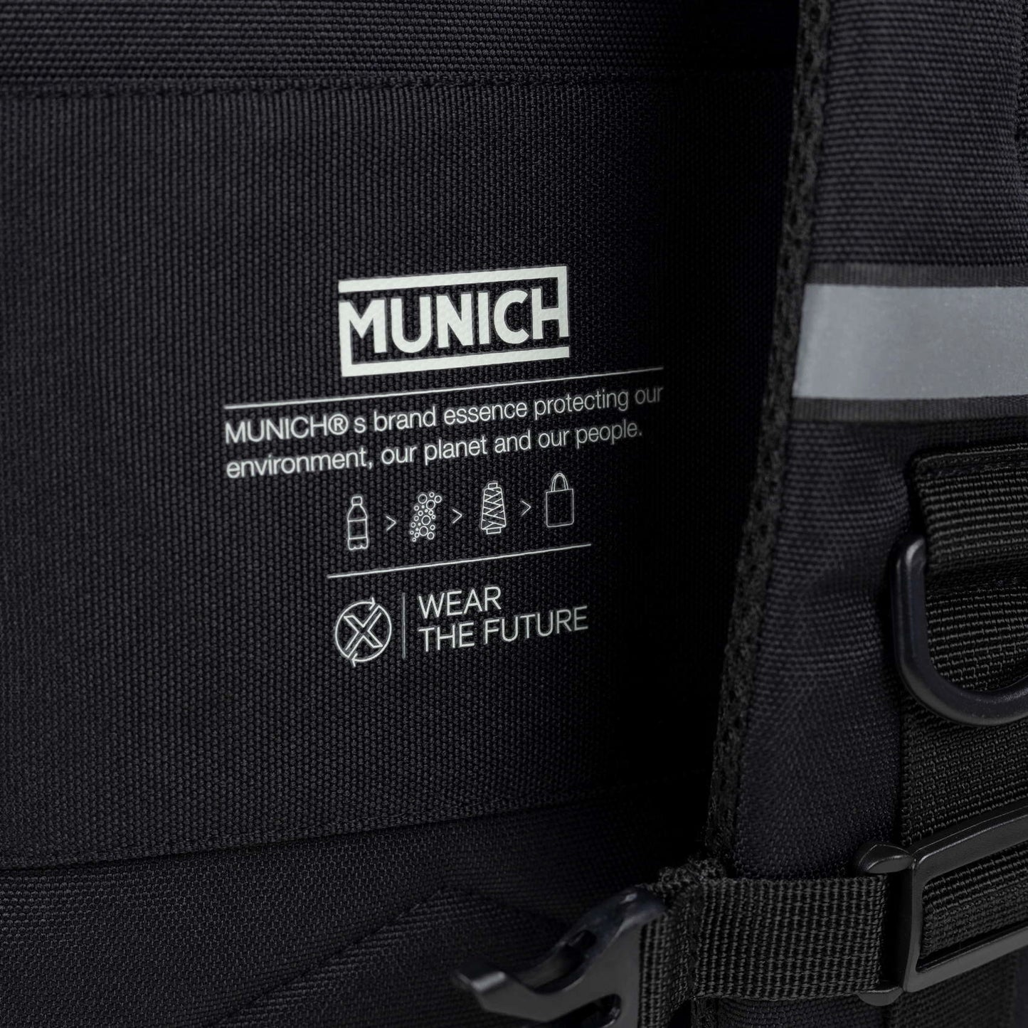 MUNICH | MOCHILA | HOMBRE | PEAK RECYCLED GATE X39 BACKPACK CABIN BLACK | NEGRO