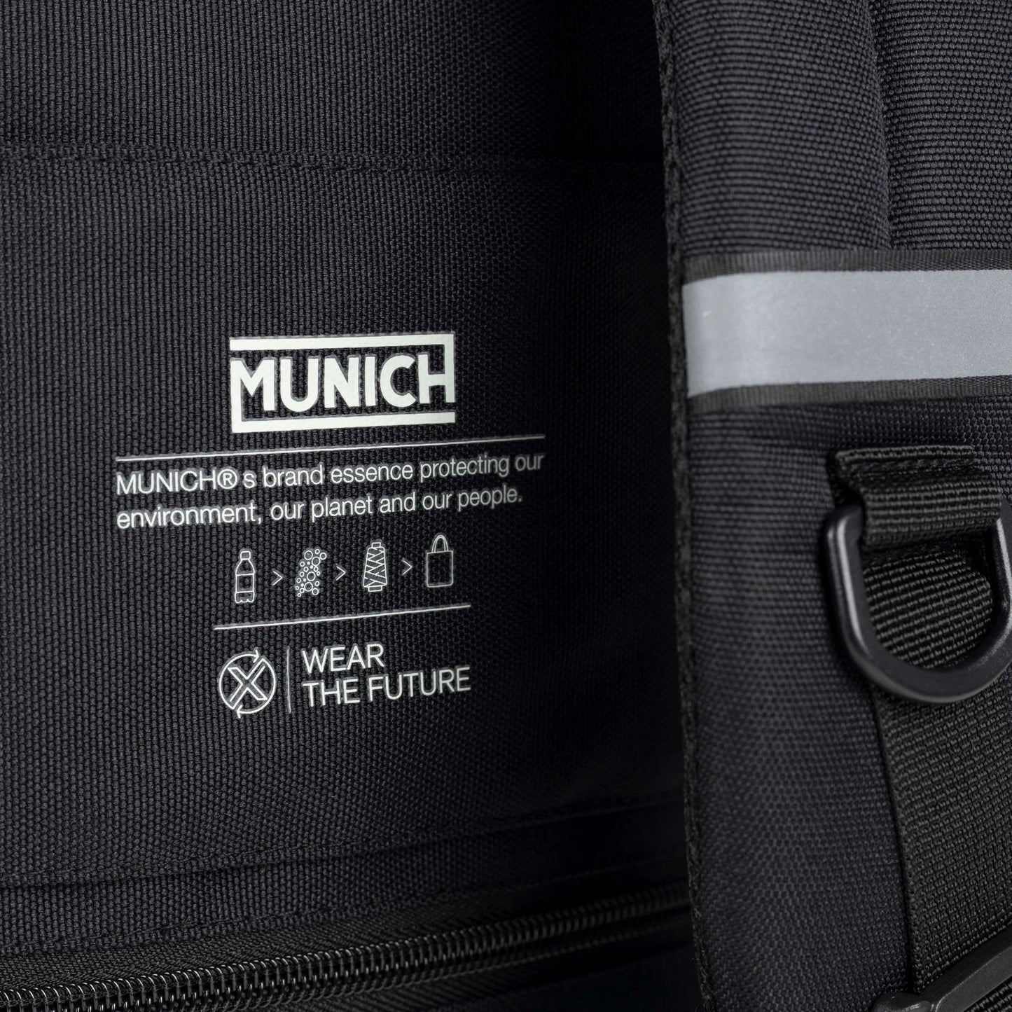 MUNICH | MOCHILA | HOMBRE | PEAK RECYCLED GATE X39 UNDERSEAT BACKPACK C/BLACK BLACK | NEGRO