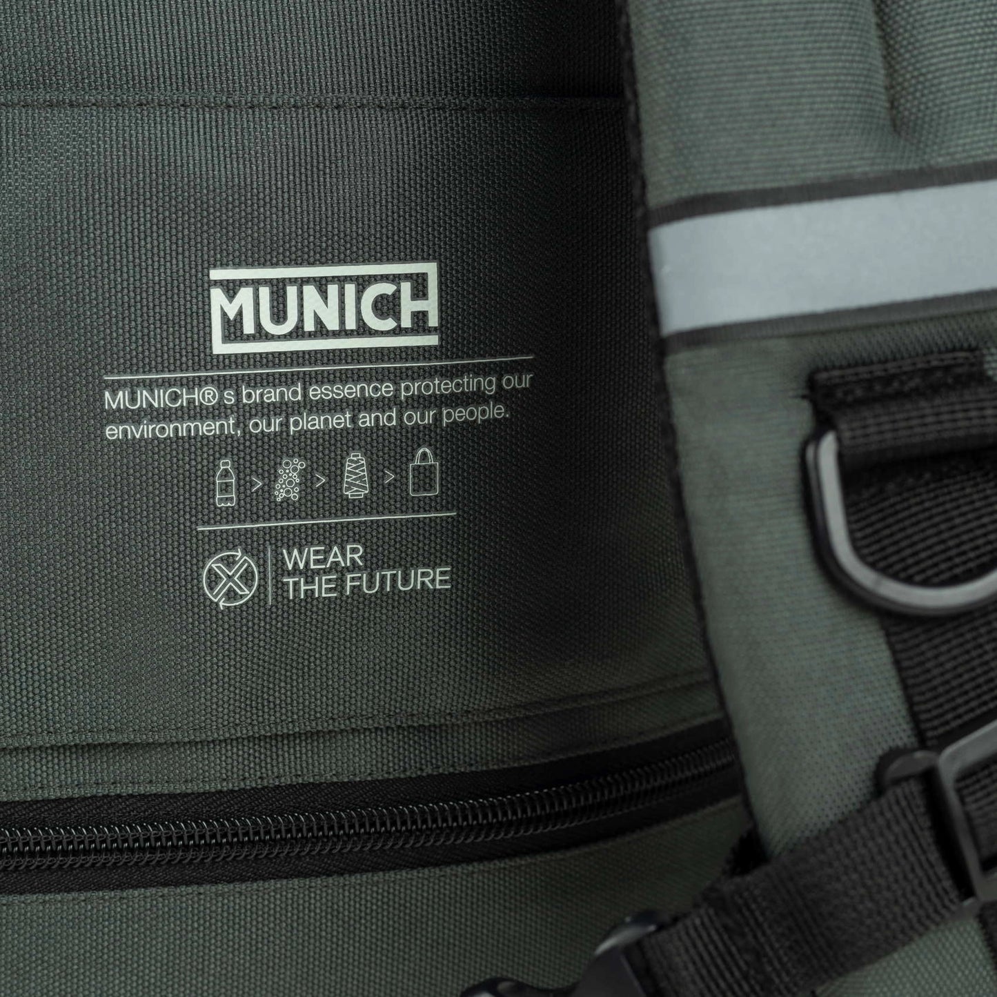 MUNICH | MOCHILAS | HOMBRE | PEAK RECYCLED GATE X39 UNDERSEAT BACKPACK KHAKI | CAQUI