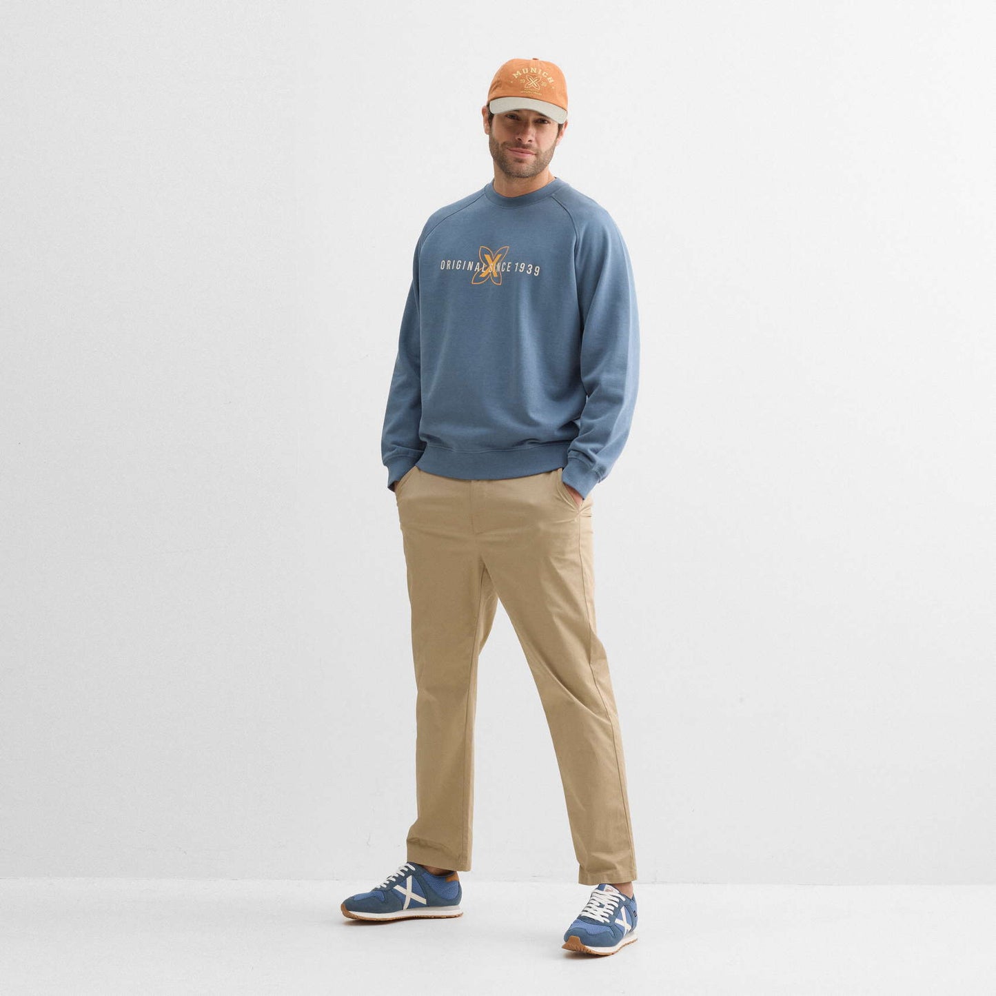 MUNICH | SWEATSHIRTS | HOMBRE | SWEATSHIRT ESSENTIAL LIFESTYLE C/BLUE