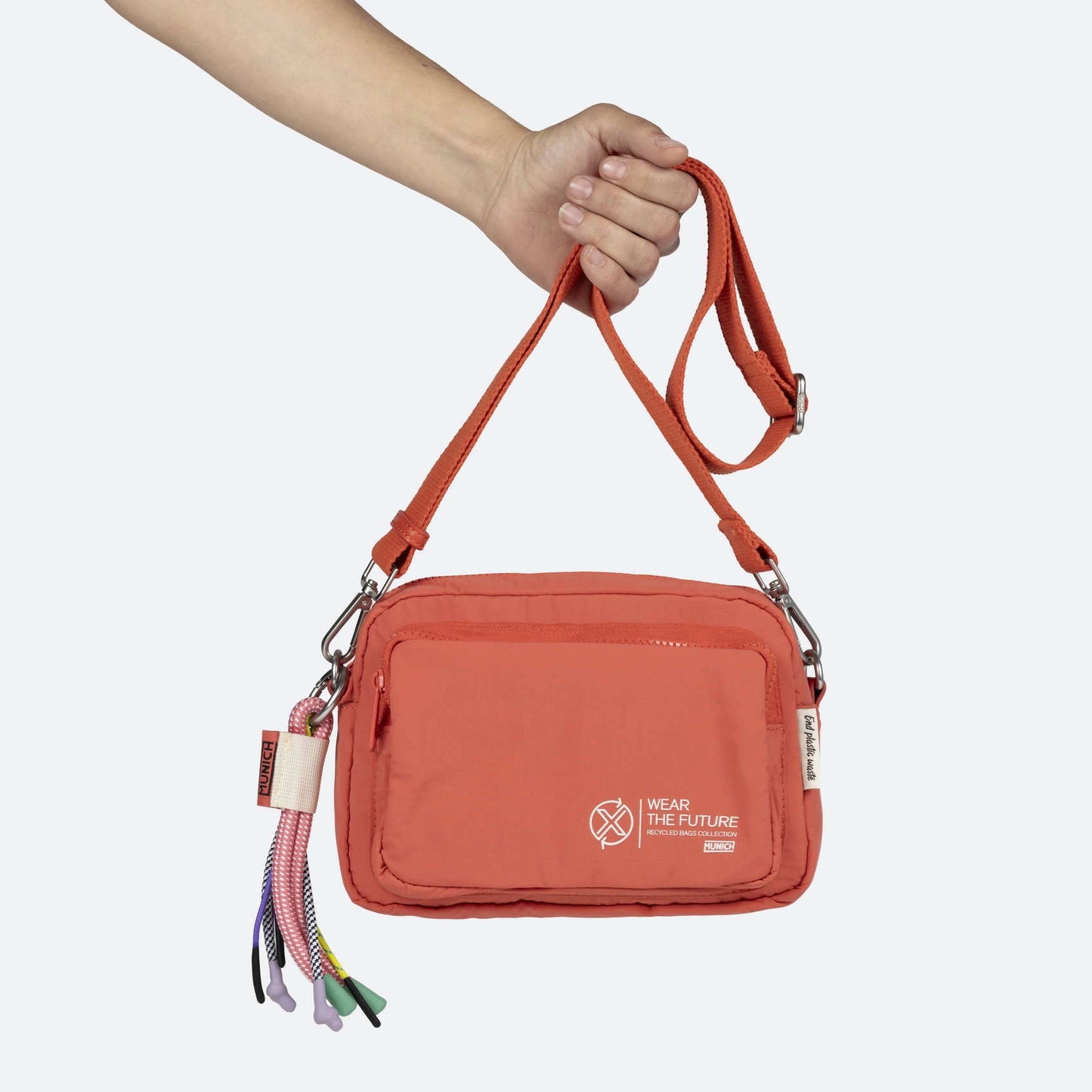 MUNICH | BOLSOS | UNISEX | DEEP RECYCLED CROSSBODY CAMERA C/CORAL
