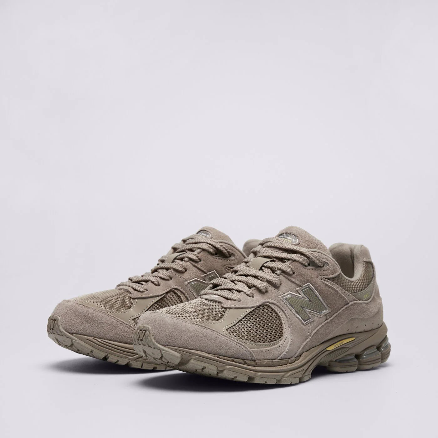 NEW BALANCE | BASKETS | HOMME | 2002RP | AUTOMNE-HIVER