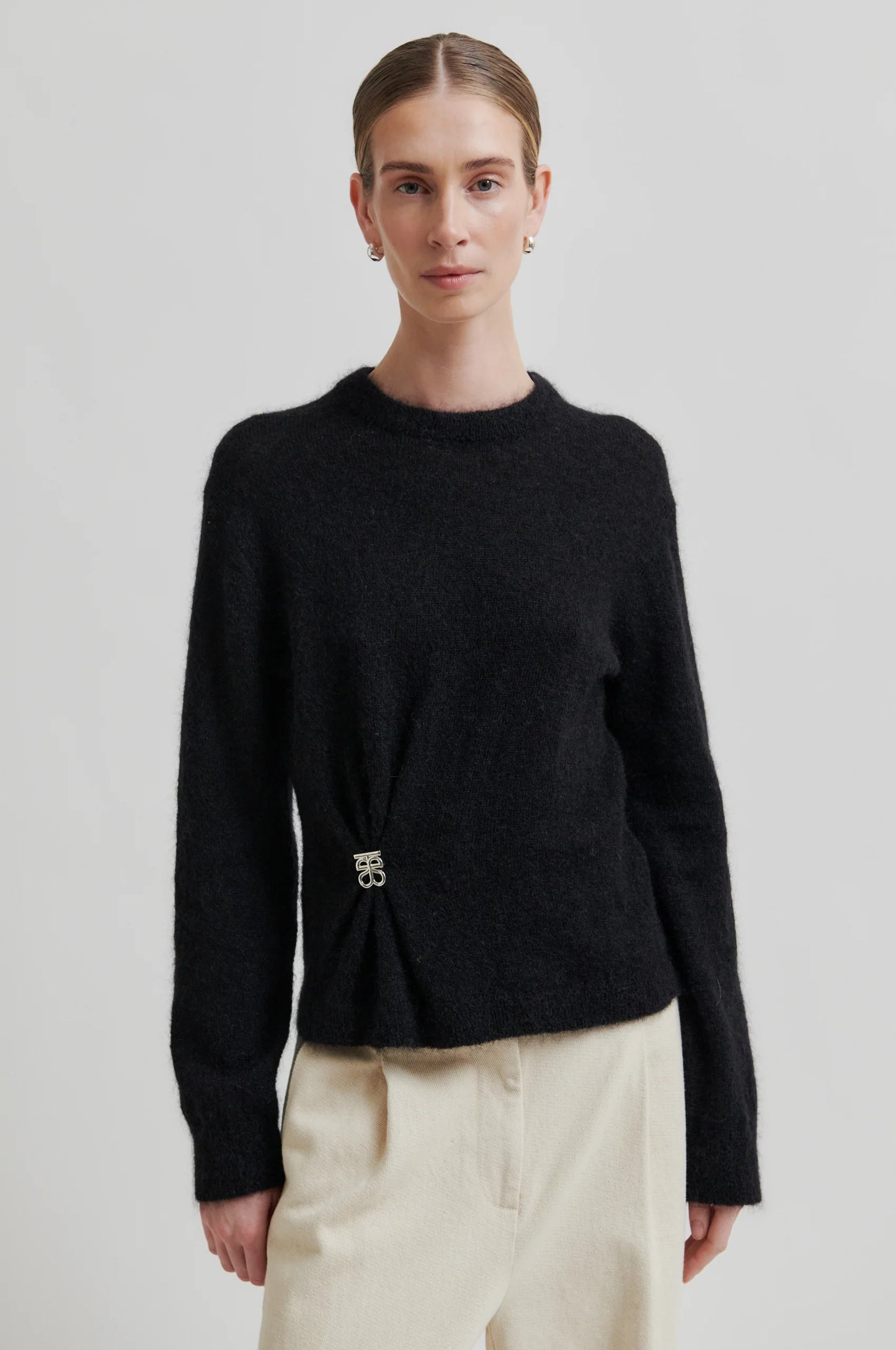 SECOND FEMALE | JERSEYS | MUJER | SOLVEJ KNIT O-NECK BLACK | NEGRO