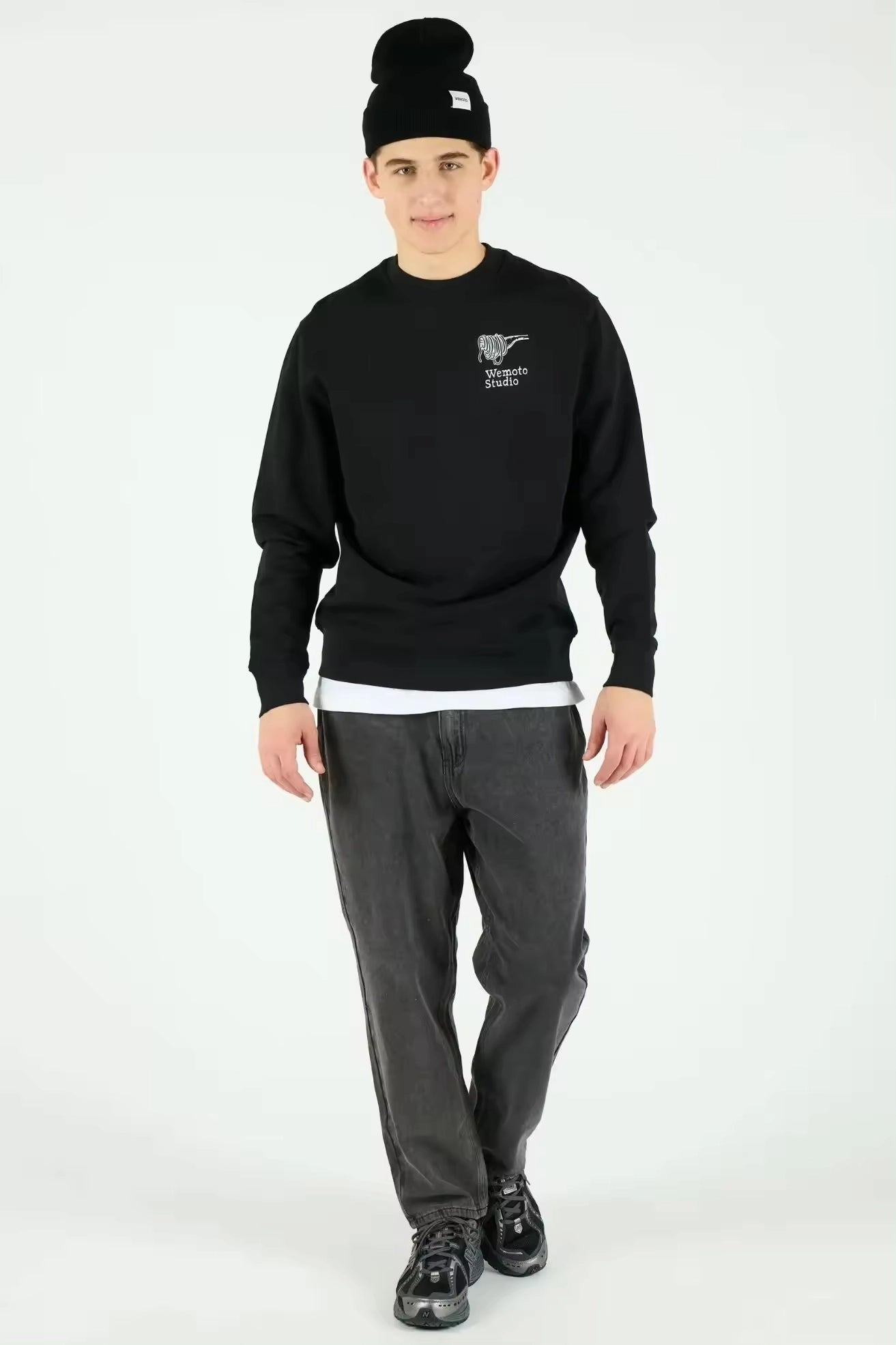 WEMOTO | SWEATSHIRTS | HOMBRE | PASTA CLUB CREW BLACK | NEGRO