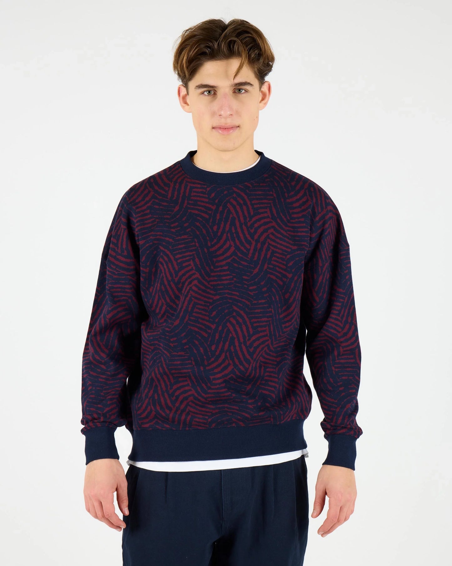 Camisetas de la marca Wemoto Unisex modelo Scott en color Navy Blue-Burgundy (Azul)