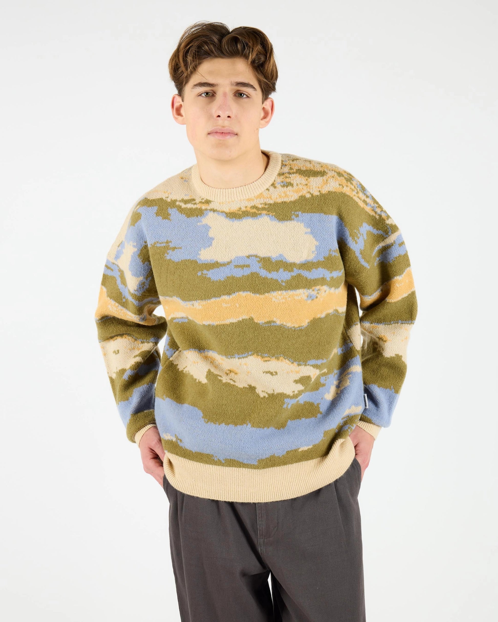 Jerseys de la marca Wemoto Unisex modelo Shane en color Light Olive-Blue Stone (Verde)