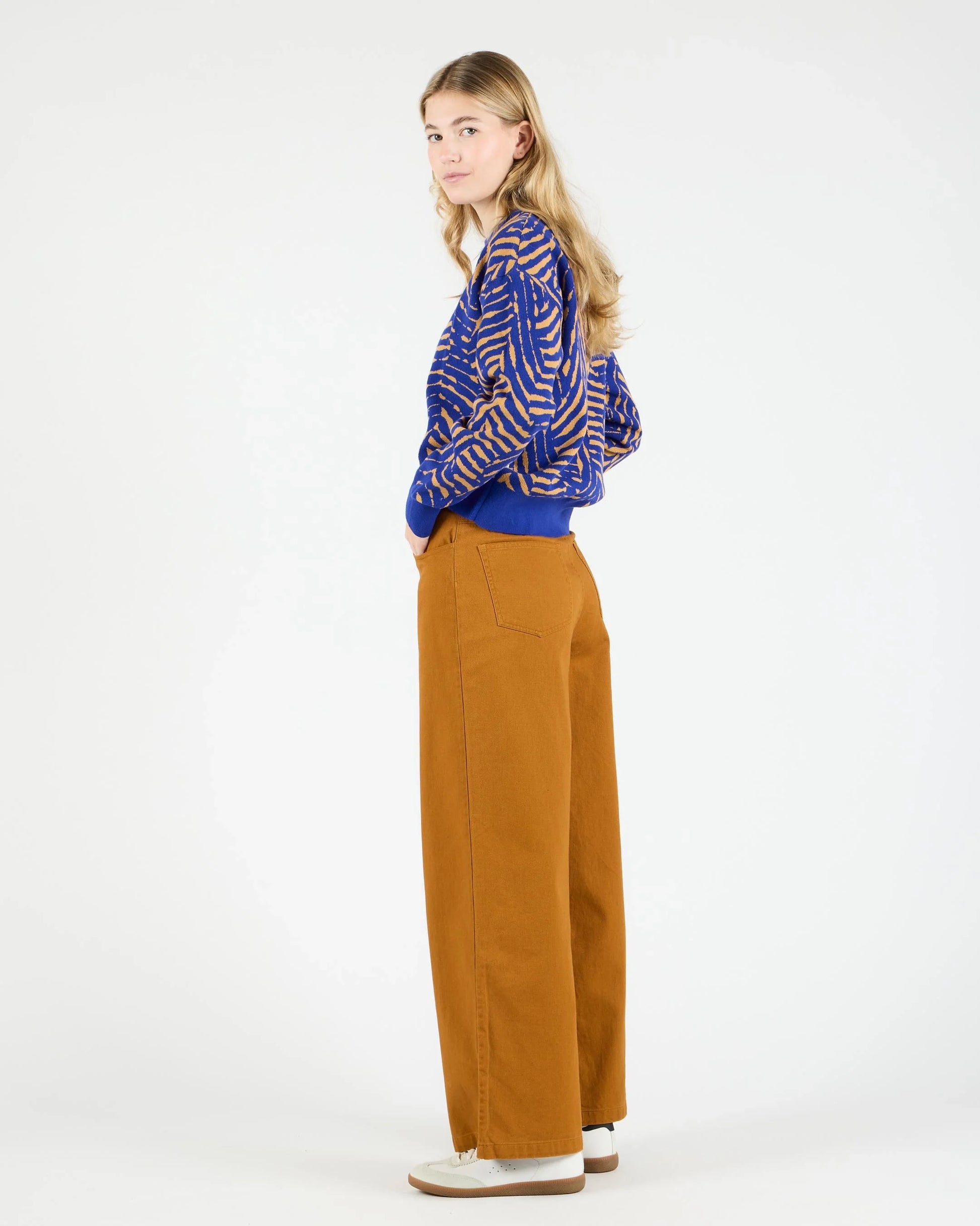 Jerseys de la marca Wemoto Unisex modelo Sage en color Blue-Beige (Azul)