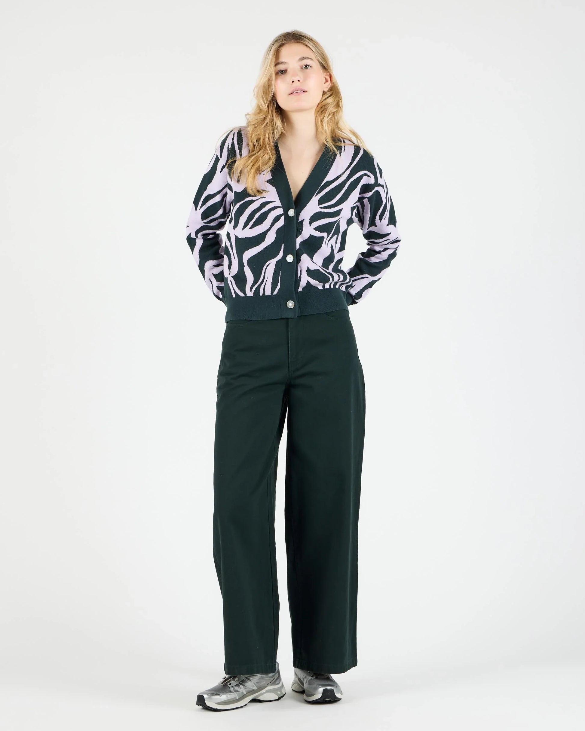 Jerseys de la marca Wemoto Unisex modelo Hazel en color Green-Lavender (Verde)