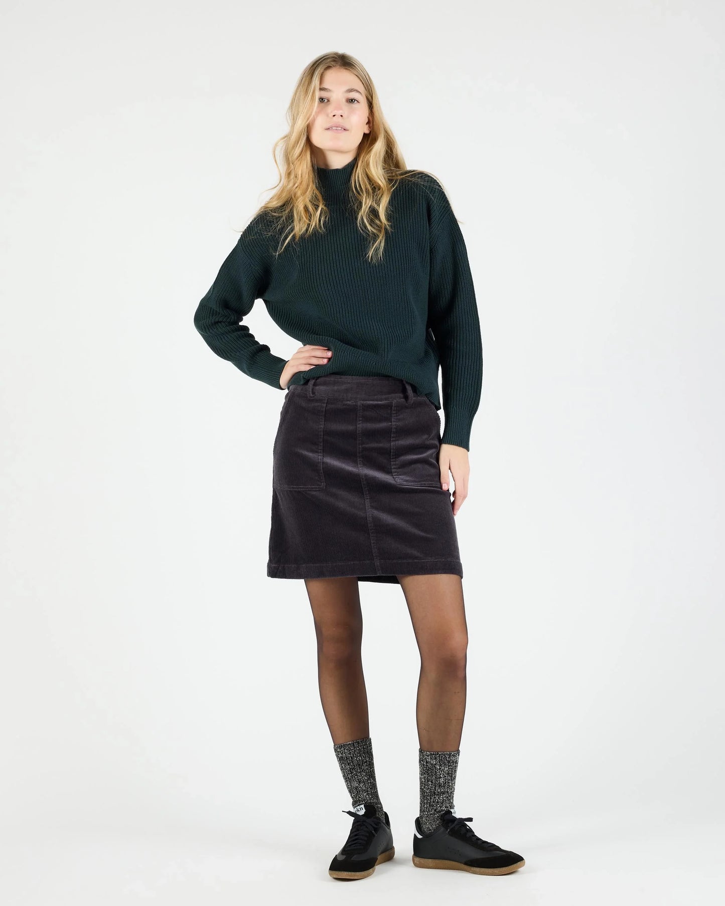 Faldas de la marca Wemoto para Mujer modelo Ella Cord en color Dark Grey (Gris)