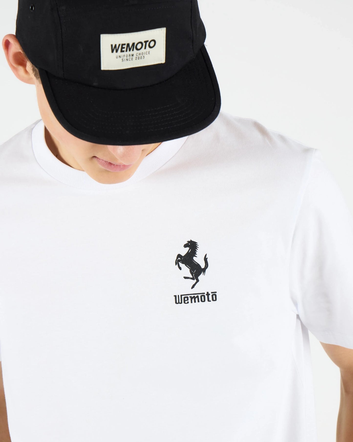Camisetas de la marca Wemoto Unisex modelo Car Tee en color White (Blanco)