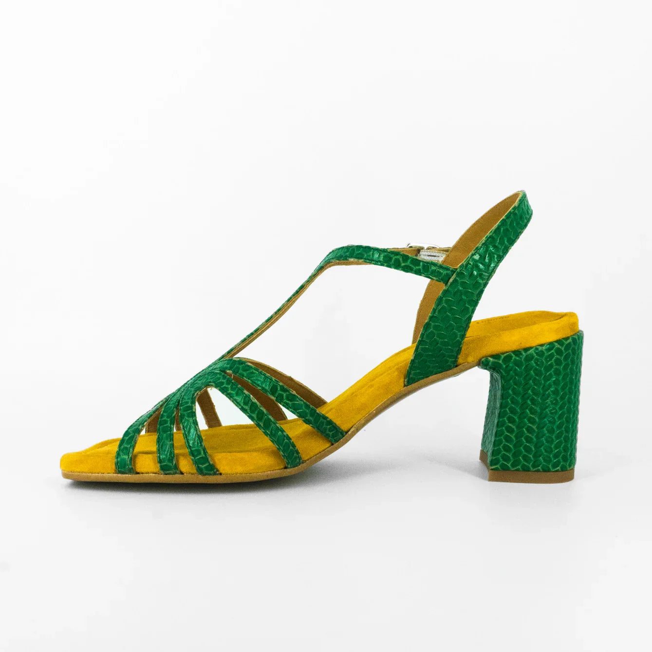 Sandalias De La Marca Audley Modelo Hallie: Tacón Crossed Palm