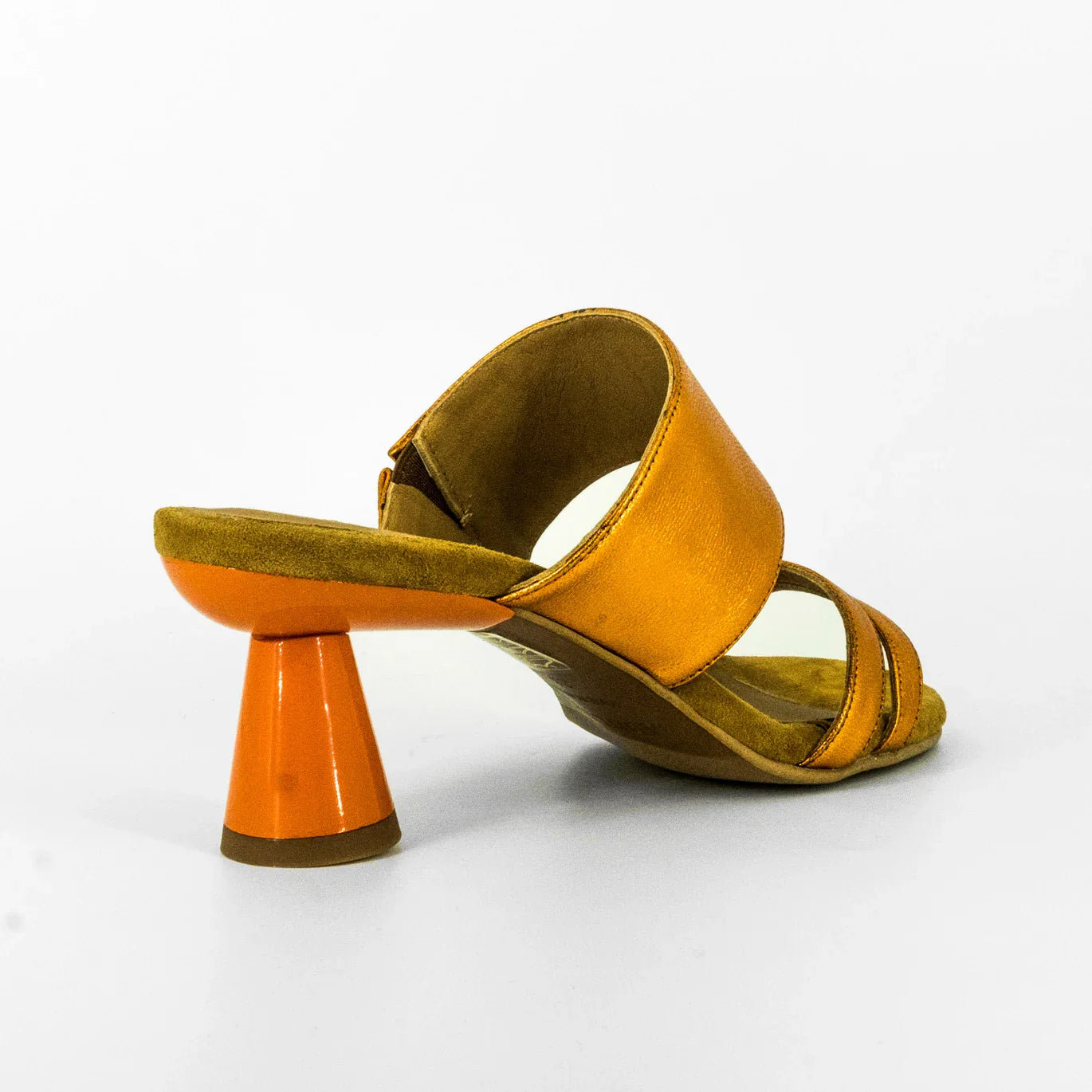 Sandalias De La Marca Audley Modelo Tacón Galaxy Mate Natron