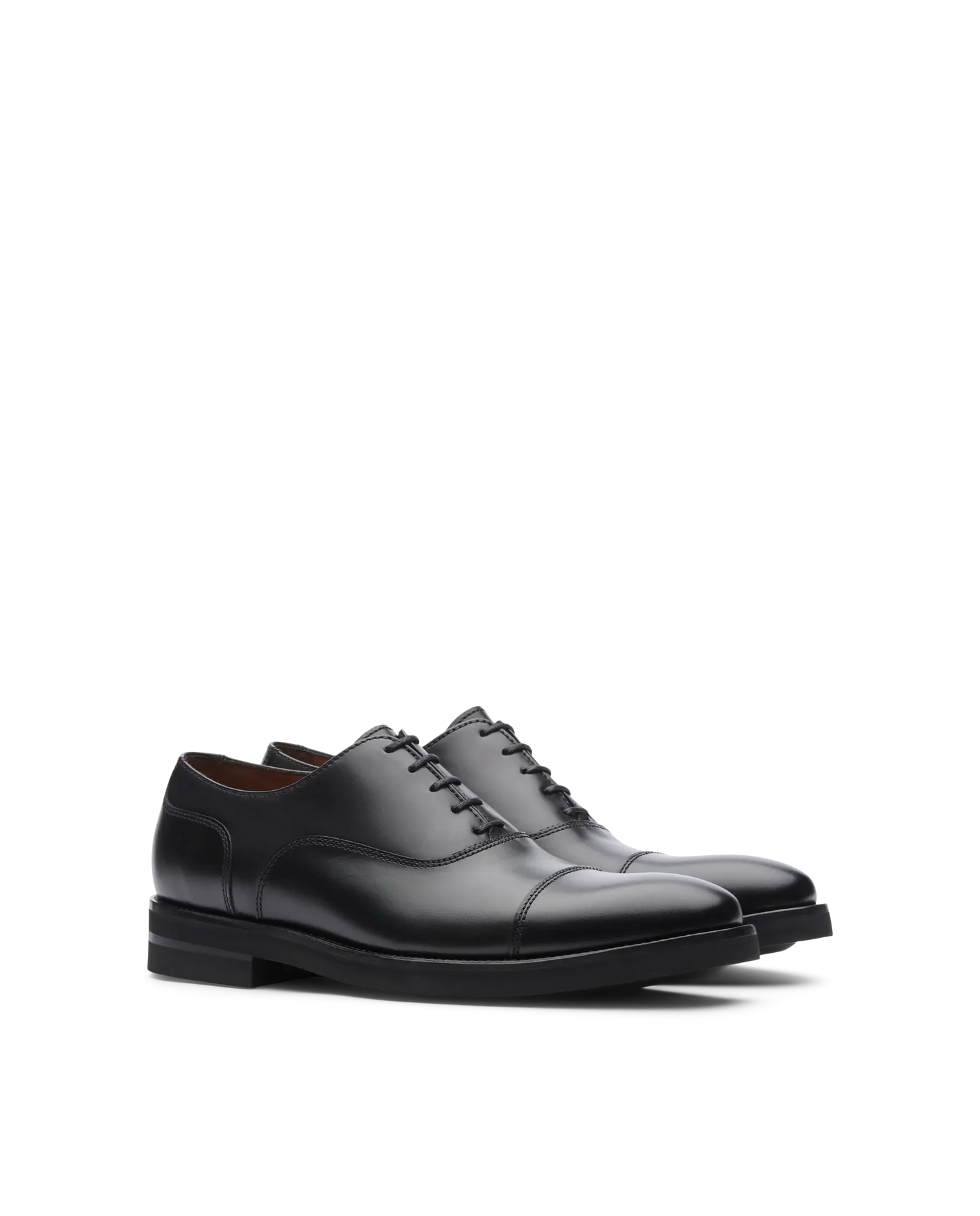 Chaussures Oxford Holborn pour homme Lottusse en cuir de vache brossé noir