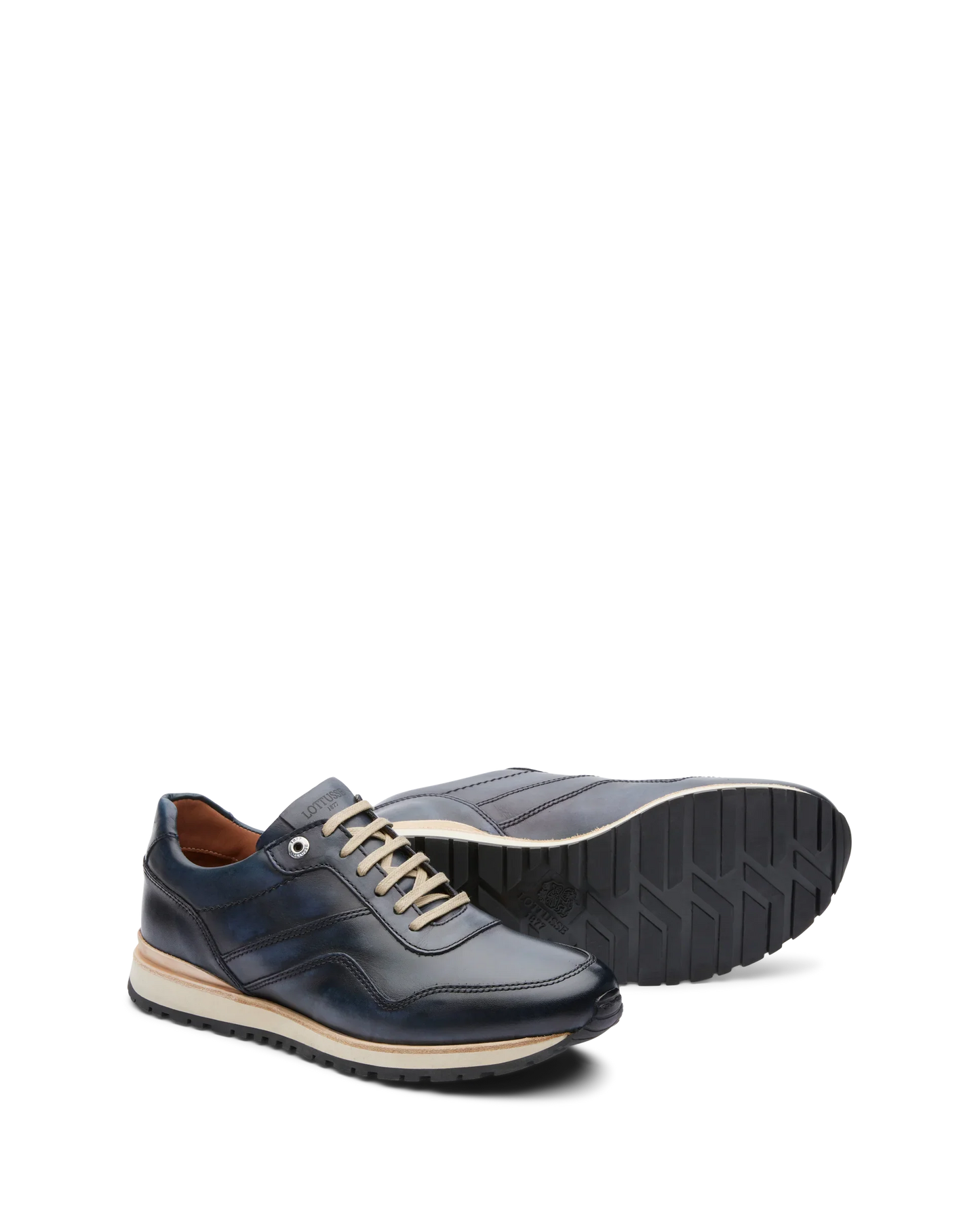 Lottusse Tokyo Dress Sneakers aus gebürstetem Rindsleder in Marineblau