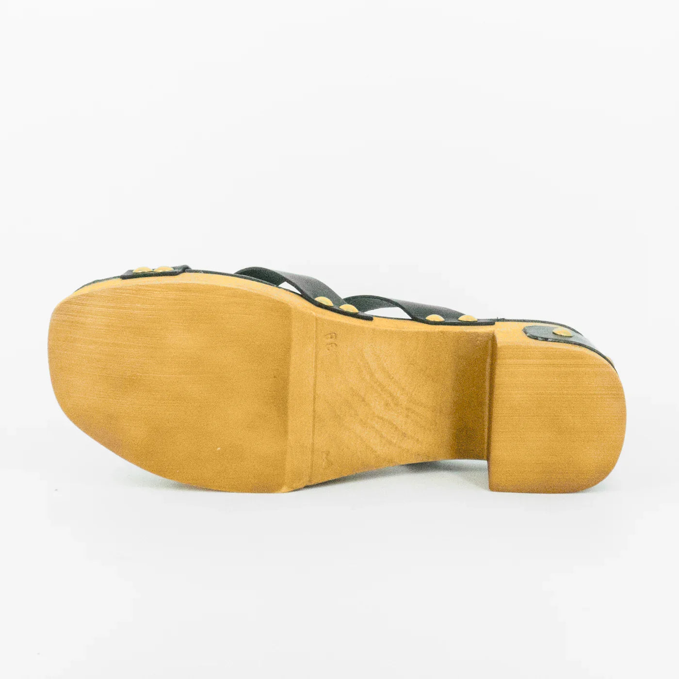 Sandalias De La Marca Pedro Miralles Modelo 13151 Alfa