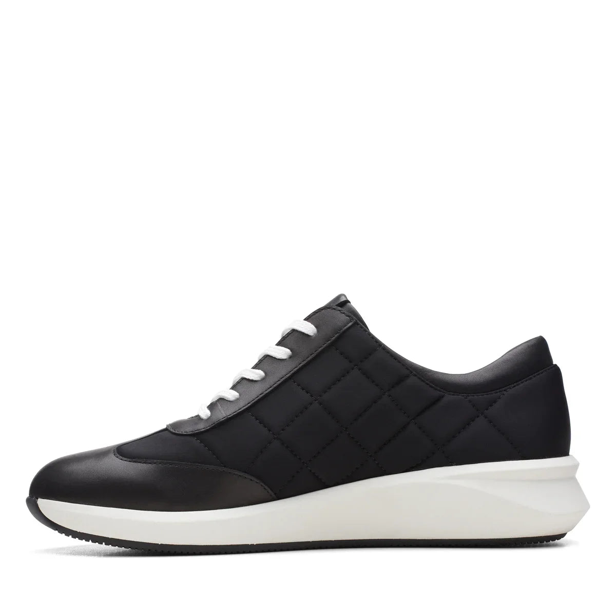 Sneakers De Vestir De La Marca Clarks Para Mujer Modelo Un Rio Stitch Black Combination En Color Negro