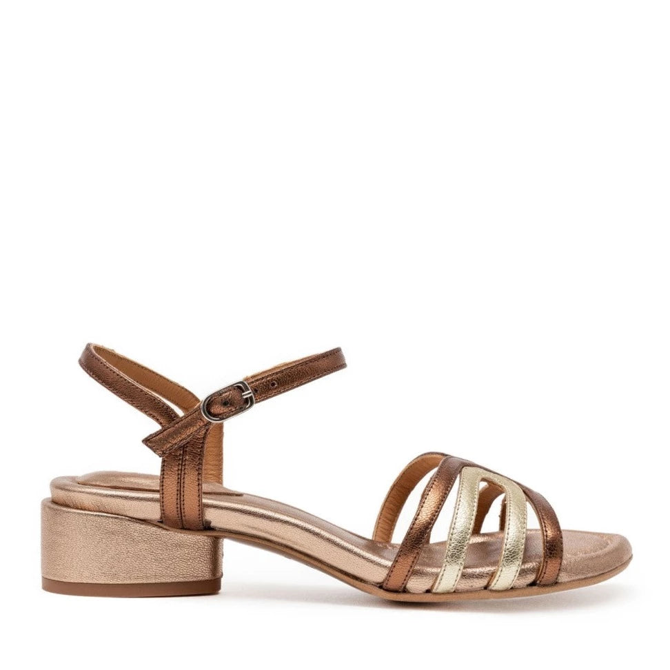 Sandalias De La Marca Audley Para Mujer Modelo Heloise: Tacón Galaxy Mate Cobalto En Color Dorado