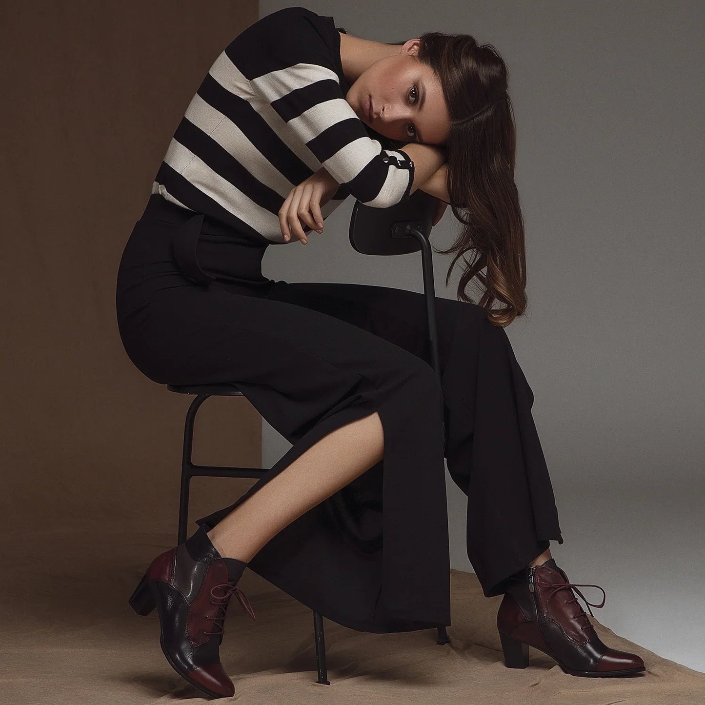 Regarde Le Ciel Damen-Stiefeletten, Modell Sonia-123, Sangria / Melanzana / Muddy Mehrfarbig