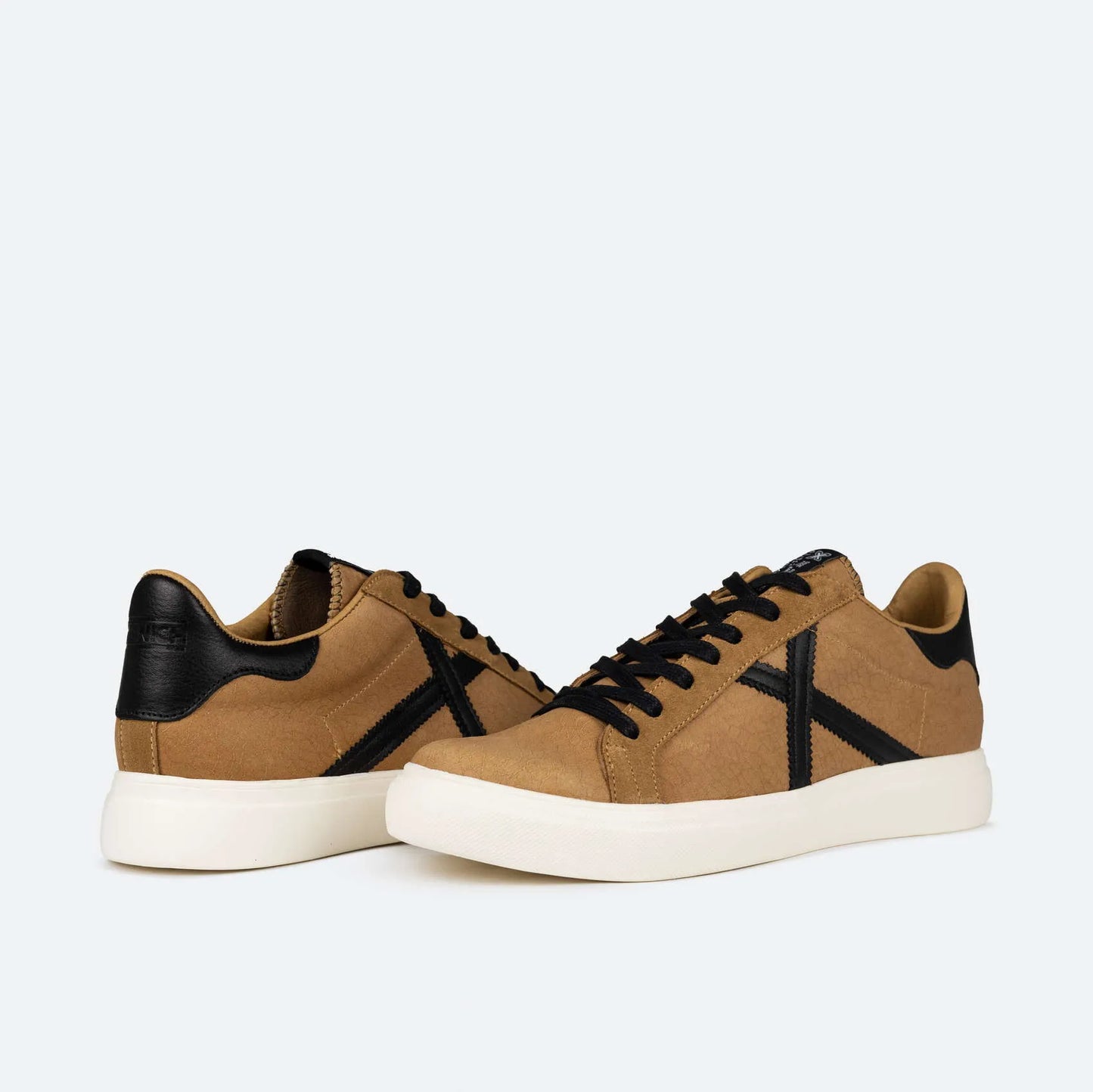 MUNICH | SNEAKERS HOME | RETE 102 CAMEL | MARRÓ