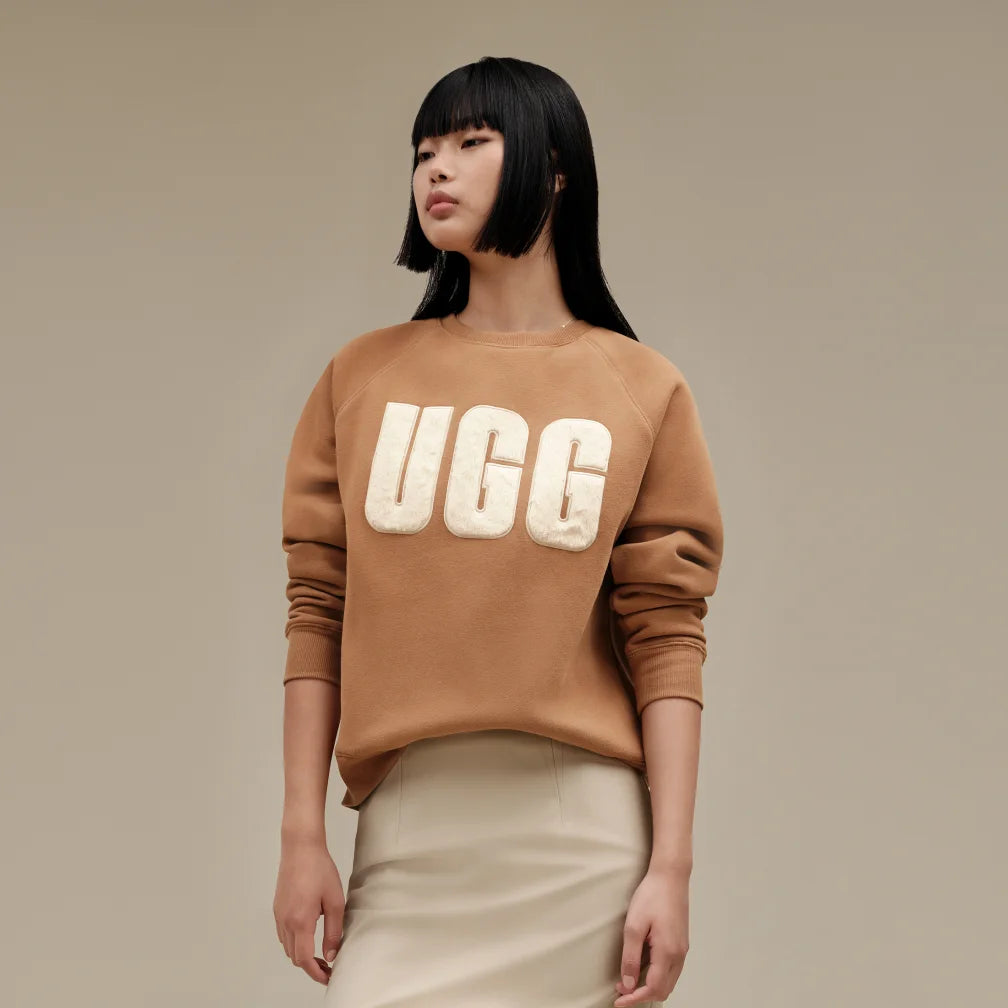 UGG | JERSEY MUJER | W MADELINE FUZZY LOGO CREWNECK CPLS CHESTNUT/PLASTER | MARRÓN