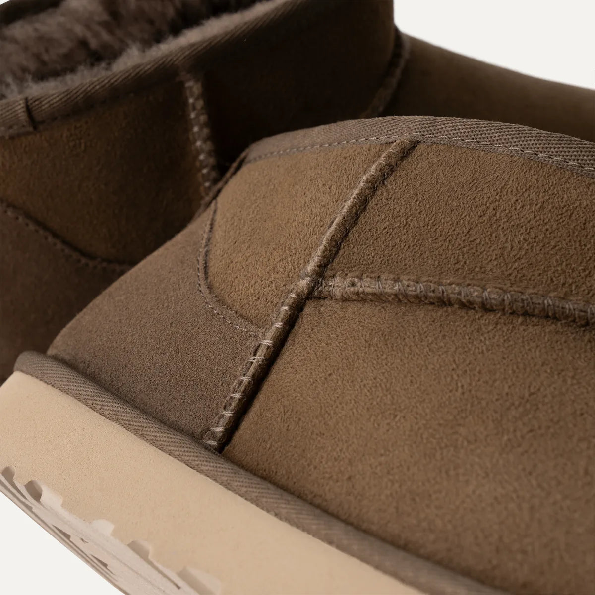 UGG | UNISEX BOOTS | CLASSIC ULTRA MINI HICKORY | BROWN