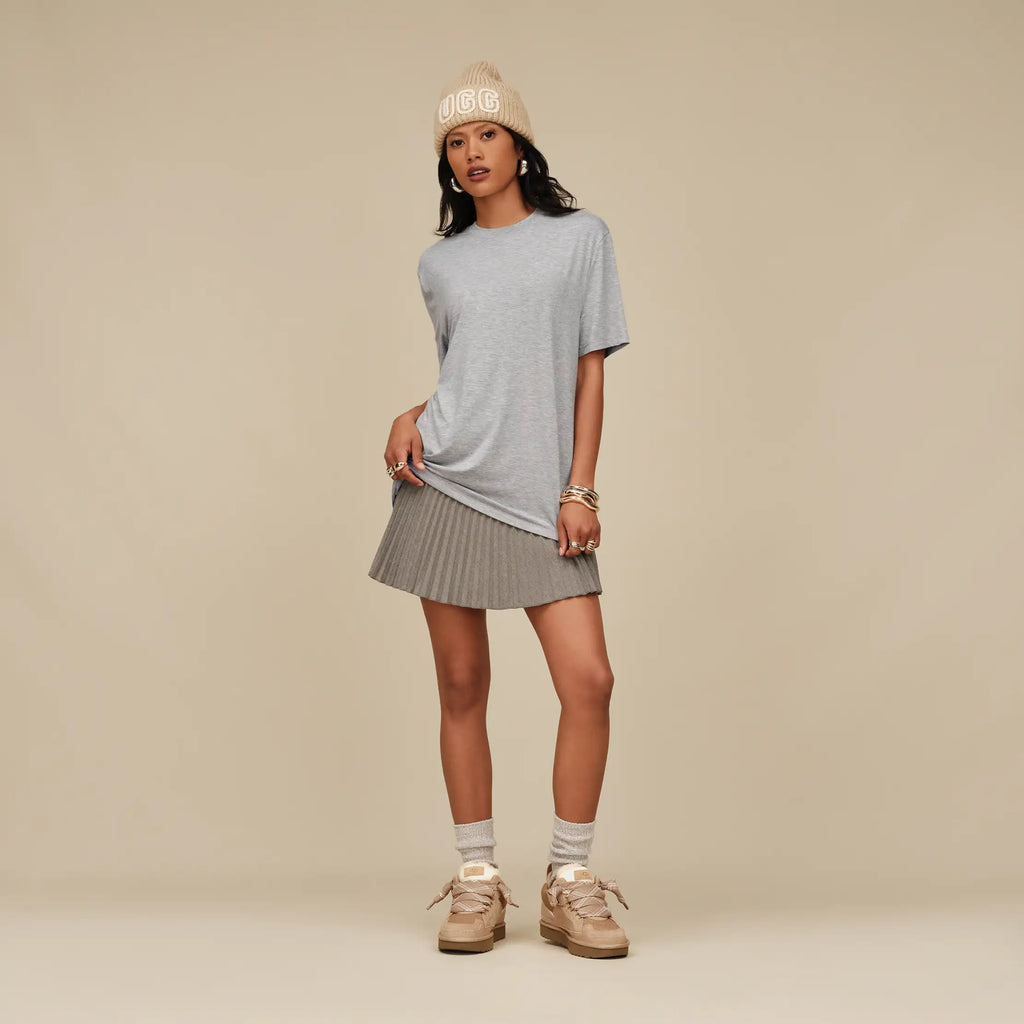 UGG Lowmel SAND: beige sneakers för dam