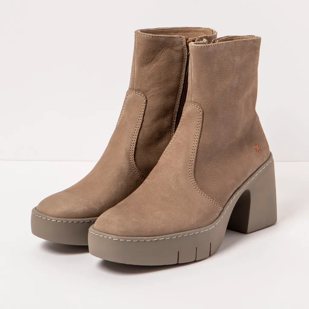 ART | WOMEN'S BOOTS | 1656 NUBUCK TAUPE/SOFIA | BEIGE