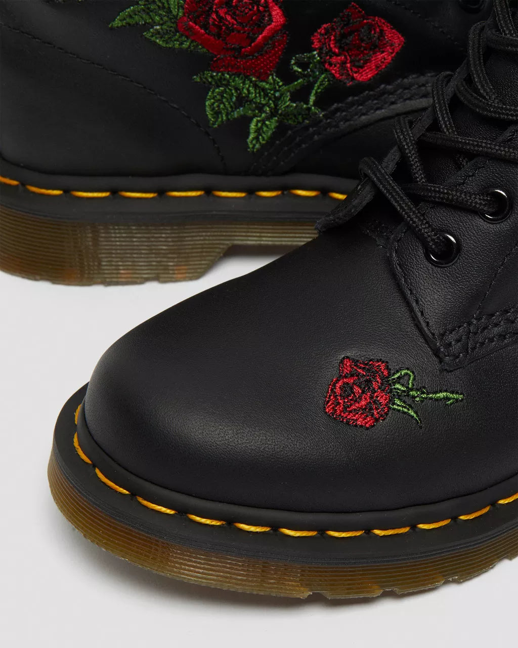 DR. MARTENS | WOMEN BOOTS | 1460 VONDA BLACK SOFTY T BLACK | BLACK