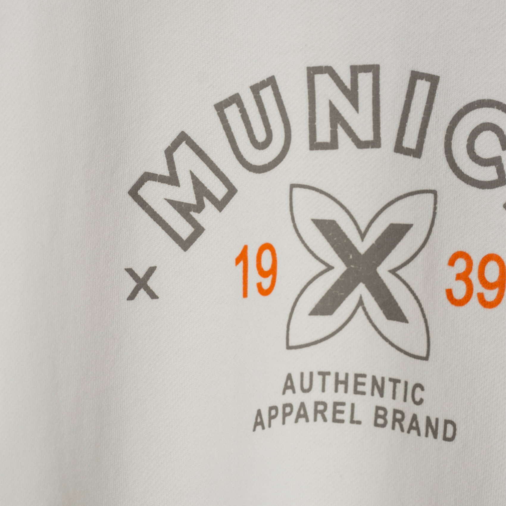 Jersey de la marca munich para hombre modelo munich sweatshirt authentic 235 en color blanco