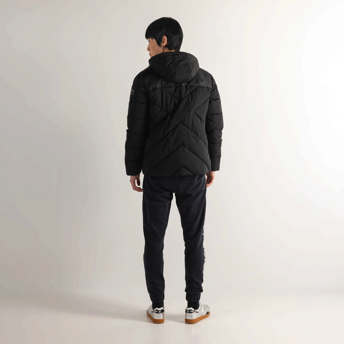 MUNICH Puffer Cloud Black Lifestyle: чорний куртка для чоловіків