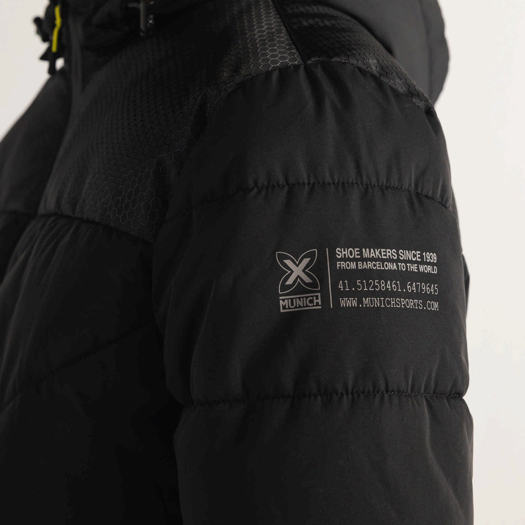 MUNICH Puffer Cloud Black Lifestyle: чорний куртка для чоловіків