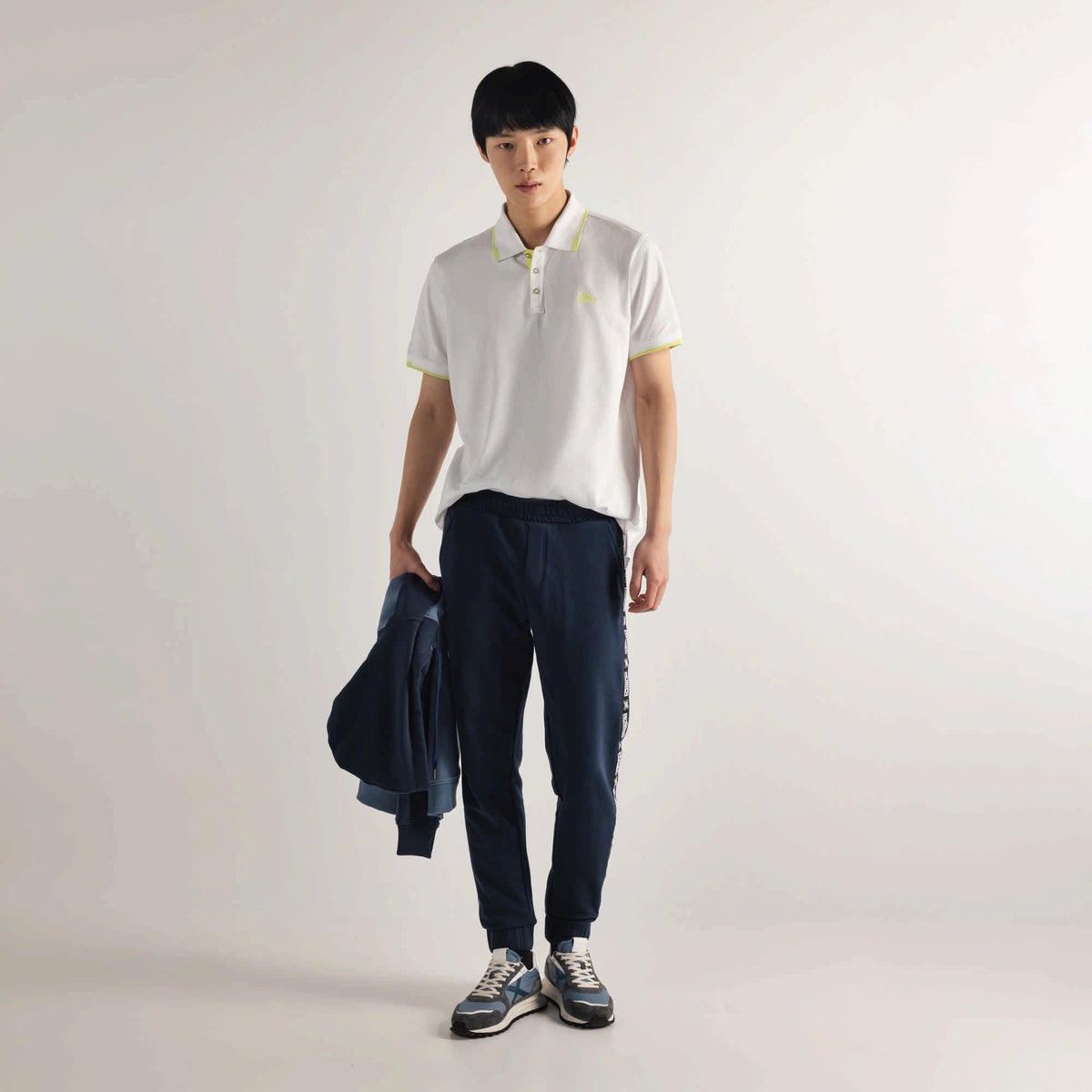 MUNICH POLO SLAM Lifestyle C/white: blanc polos pour homme