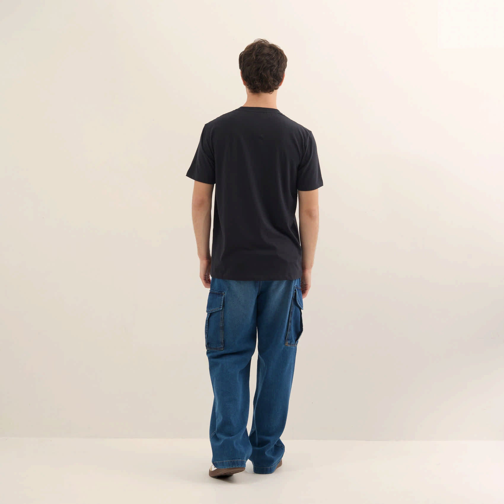 MUNICH | T-SHIRT | MEN'S | ESSENTIALS T-SHIRT | BLACK